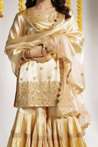 Leyla Kurta Set – Cream Gold