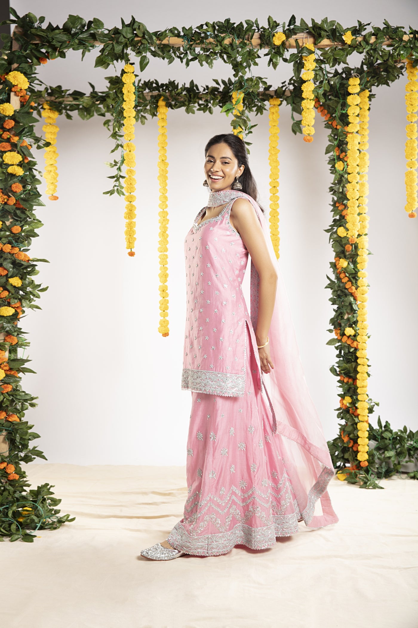 Gia Kurta Set