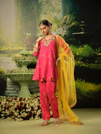 Firdous Choga Set
