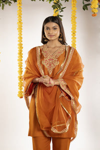 Siya Kurta Set – Fall Fantasy